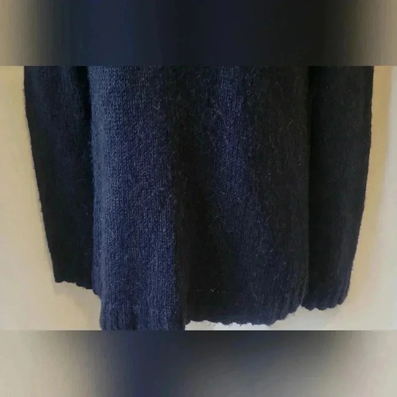 Women’s GAP Navy Blue Alpaca Knit Pullover Sweater - XSMALL - Picture 3 of 8